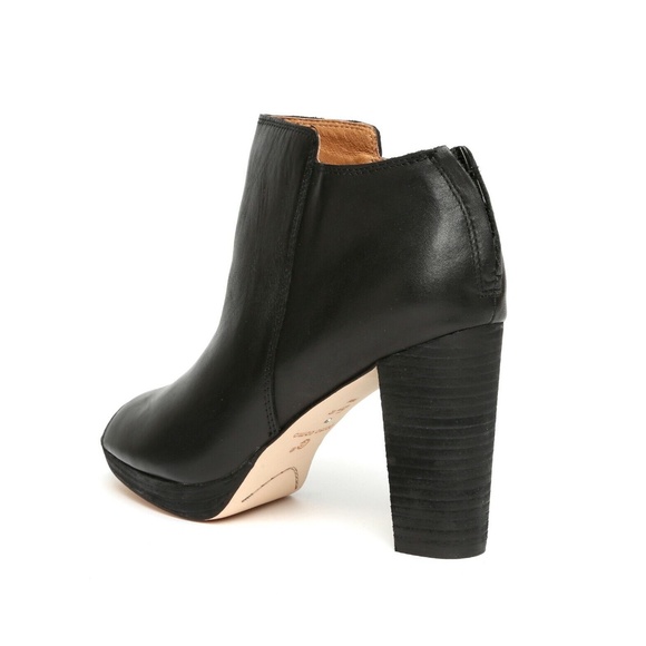 Corso Como Edie Women's Black Leather Peep Toe Bootie N5987 Size 10 - Picture 17 of 17